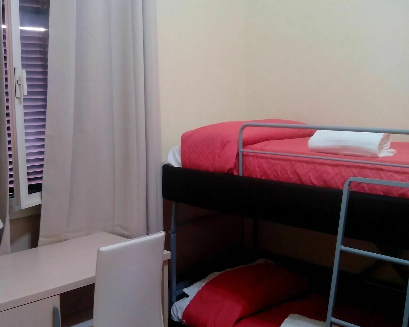 ***  Guest House Hola Roma Italien