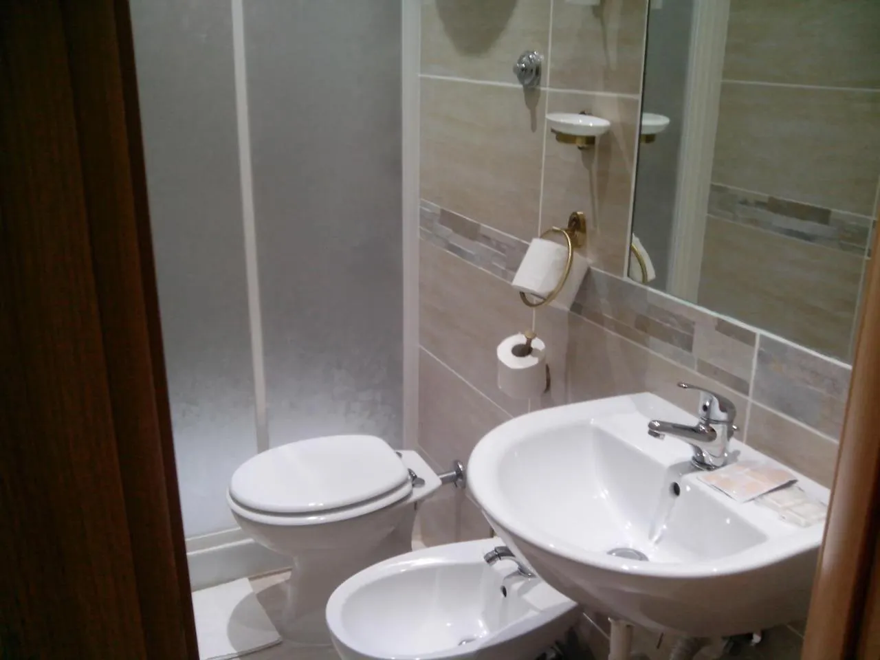 ***  Guest House Hola Roma Italy